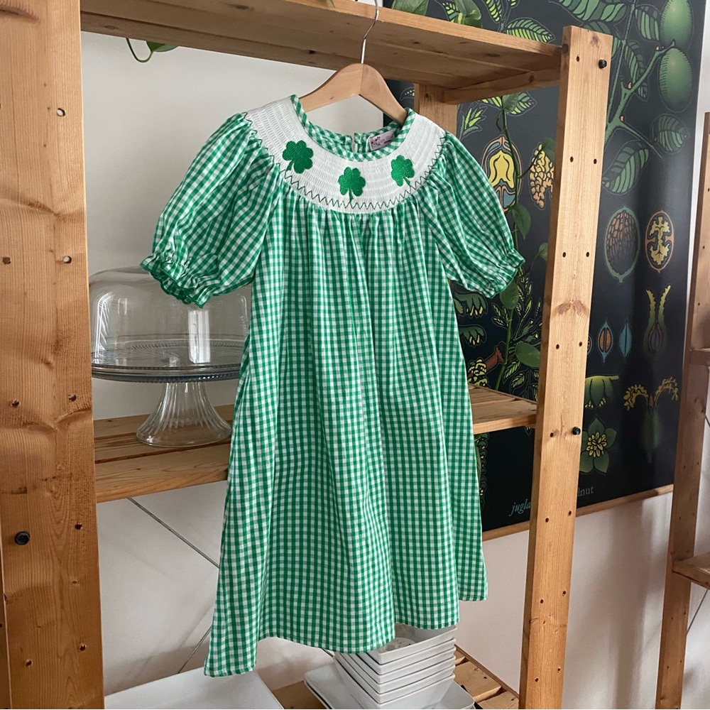 St. Patrick’s Day Shamrock Smocked Gingham Plaid Bishop Dress 4t 5t - Picture 4 of 14
